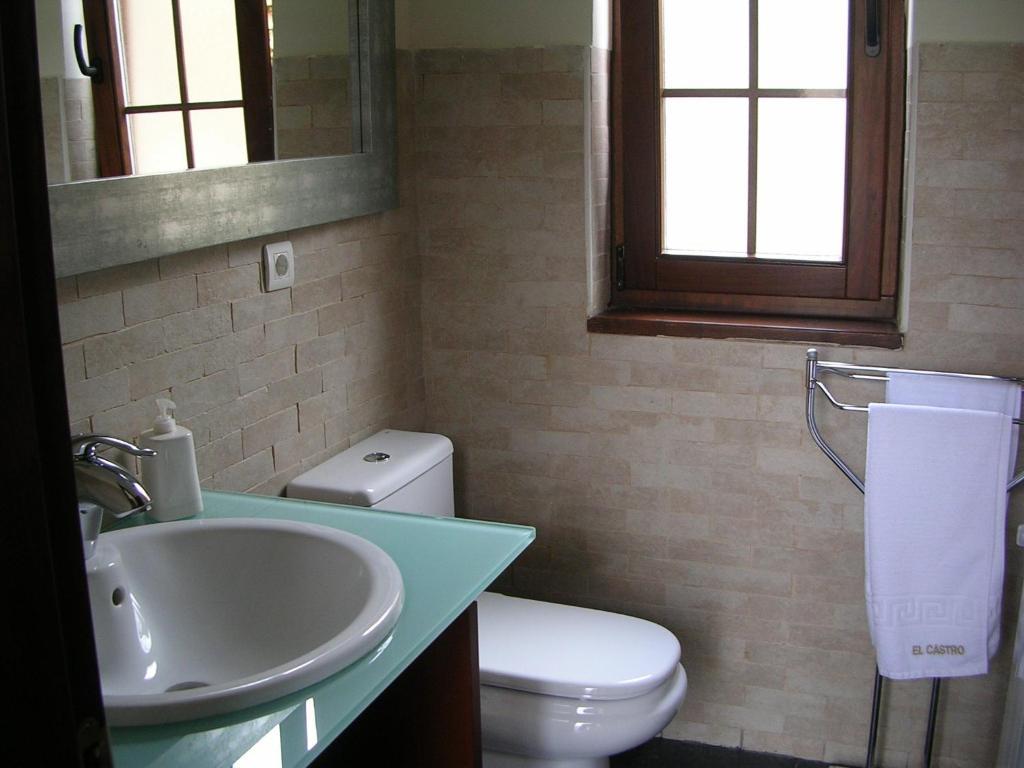 El Castro Guest House Arancedo Екстериор снимка