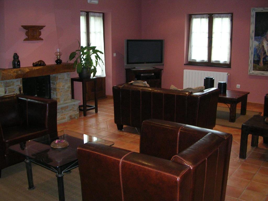El Castro Guest House Arancedo Екстериор снимка