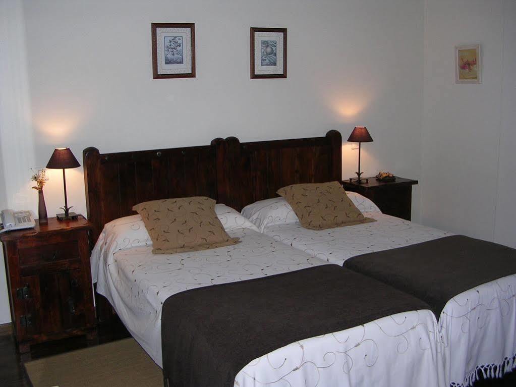 El Castro Guest House Arancedo Екстериор снимка